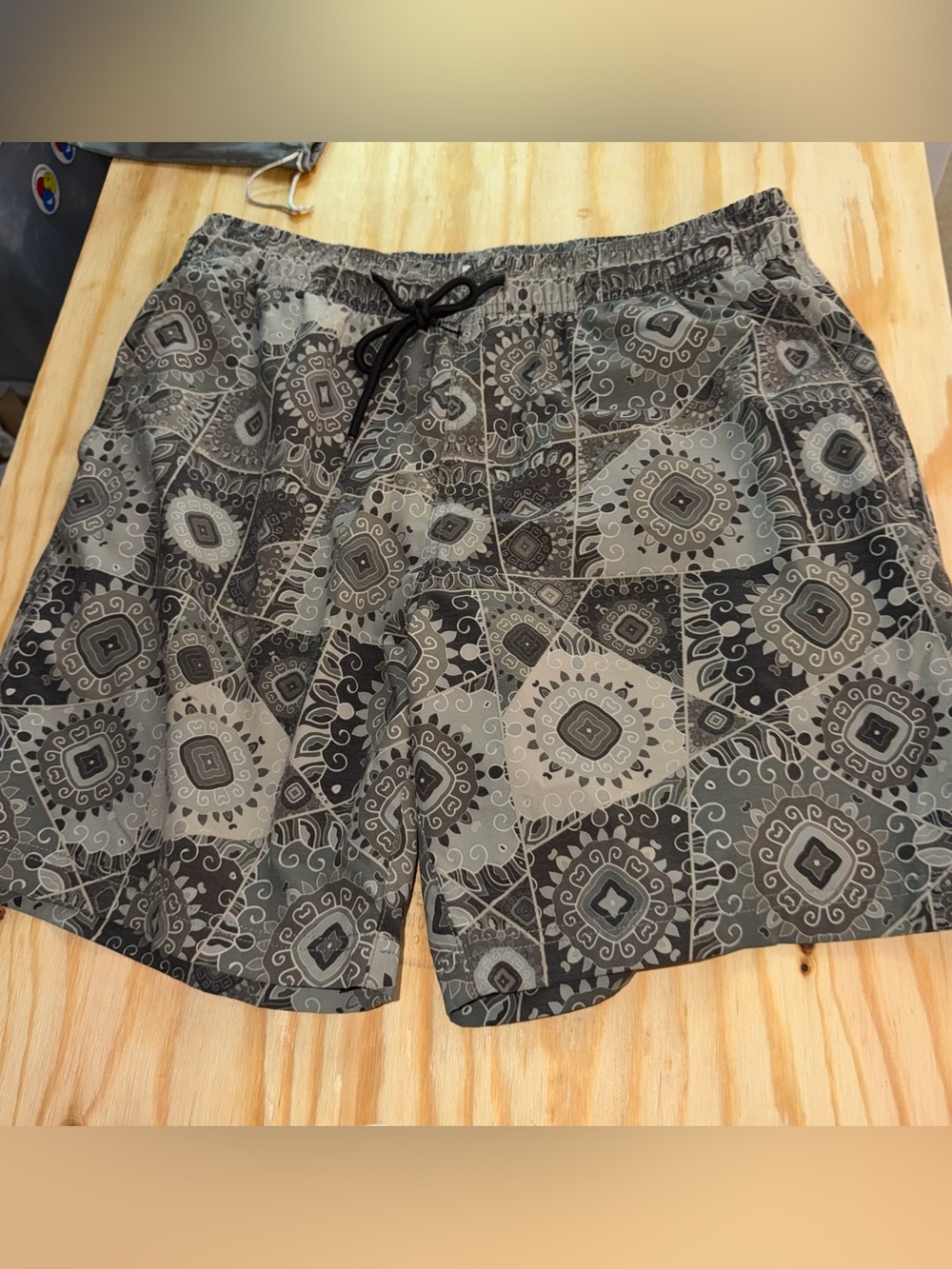 Men's Grey Patterned Athletic Shorts with Elastic Drawstring